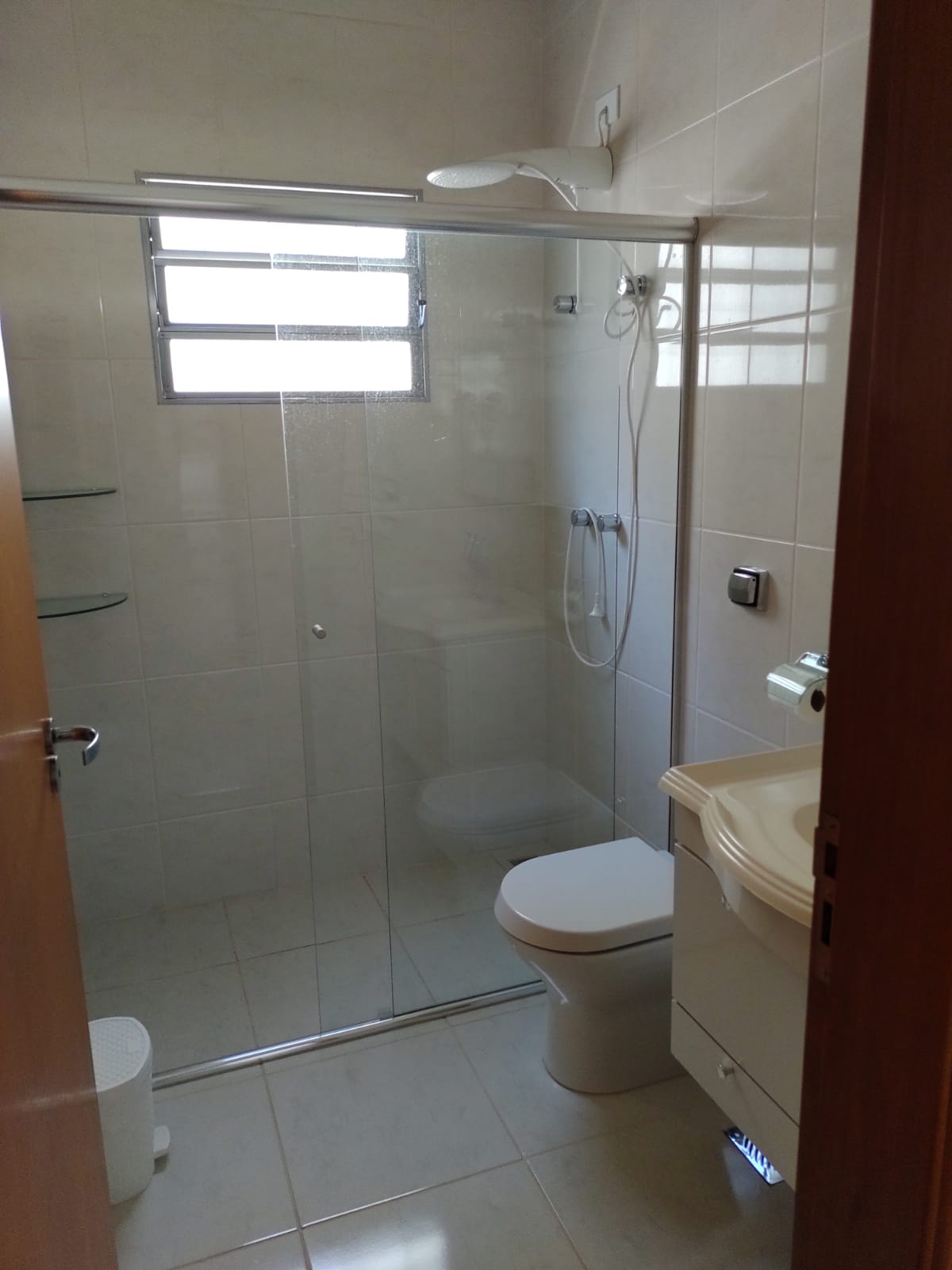 foto do anúncio Casa térrea no Jardim Mediterrâneo à venda, zona Sul, próxima Av. Harry Prochet em Londrina/PR.